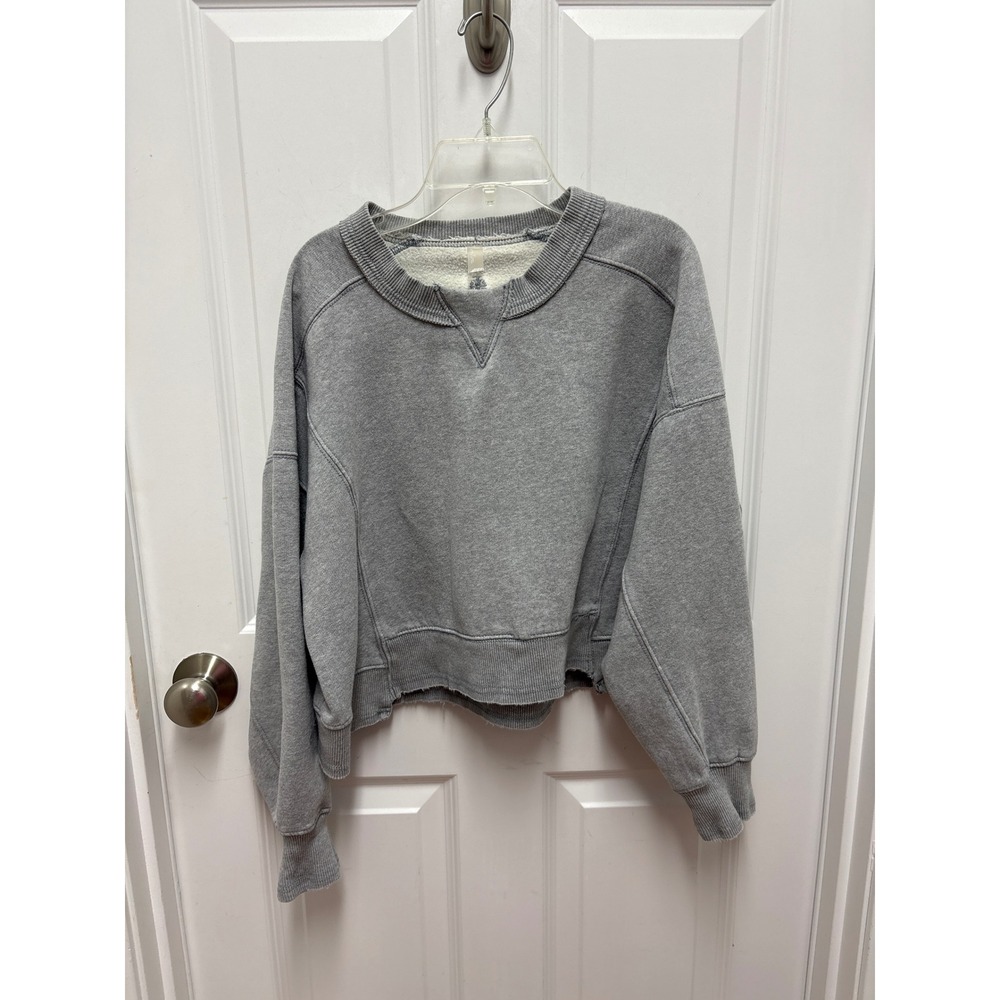 Free People FP Movement Metti Crewneck Sweatshirt Grey Cropped XS OB1069796